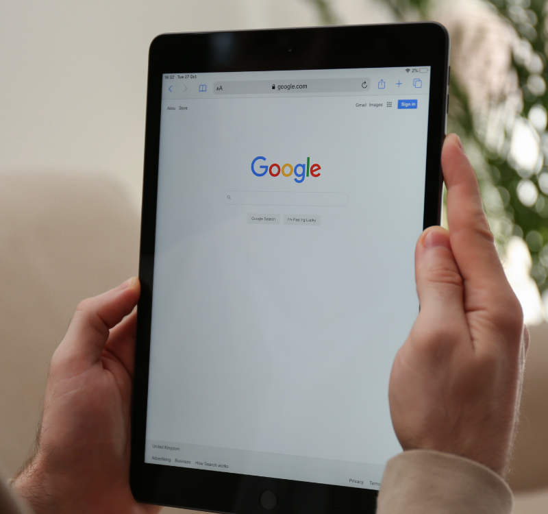 Performance Max Campaigns vs Search Campaign: Which is Better?
